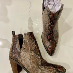 Women’s Boots